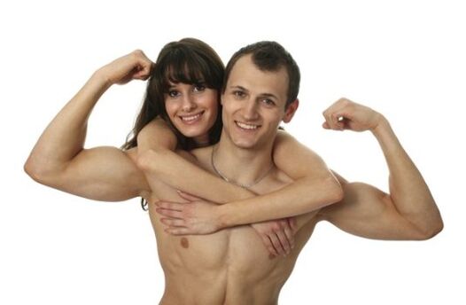 Starke Frau und Mann mit größerer Macht.